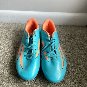 Adidas men’s soccer cleats